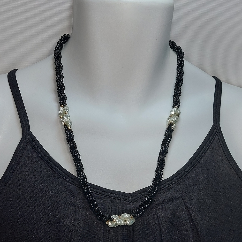 Vintage Twisted Freshwater Pearl and Black Glass Seed Beads Necklace